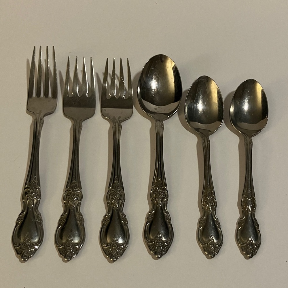 Oneida Silver Flatware Set of 6 - Community‎ Stainless